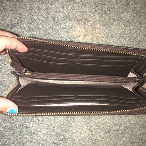 Michael Kors Bags - Michael Kors wallet Michael Kors Bags - Michael Kors wallet